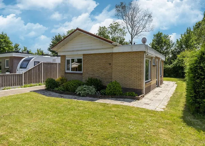 Beautiful Holiday Home With Private Garden