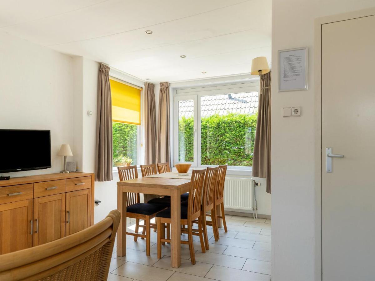 Beautiful With Private Garden Vakantiehuis